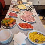 Morena Hotel 3*