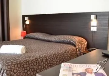 Morena Hotel 3*