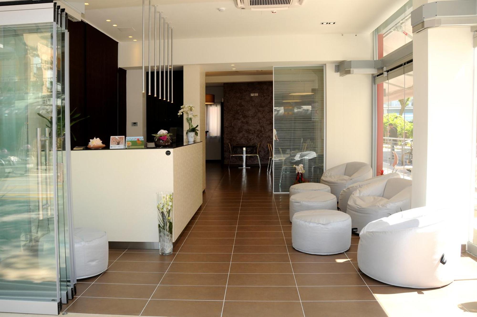 Hotel Morena 3*
