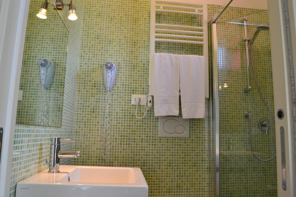 Morena Hotel